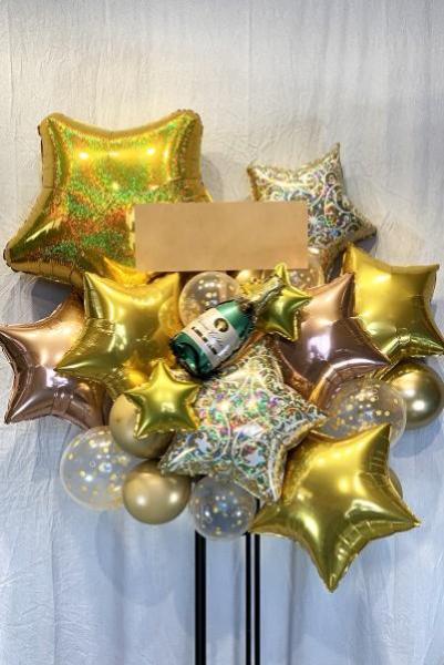 星型のバルーンをメインに仕上げたバルーンスタンド