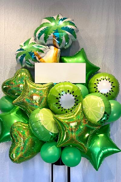 爽やかなグリーン系で仕上げたバルーンスタンド