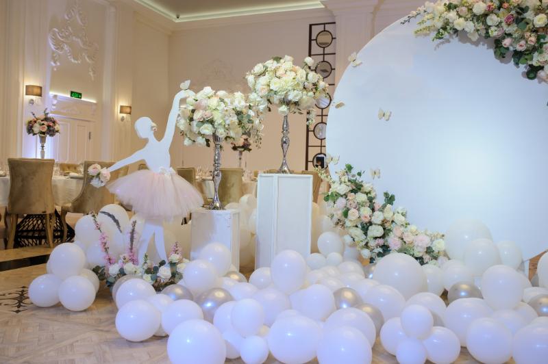 バルーンスタンド お祝い イメージ